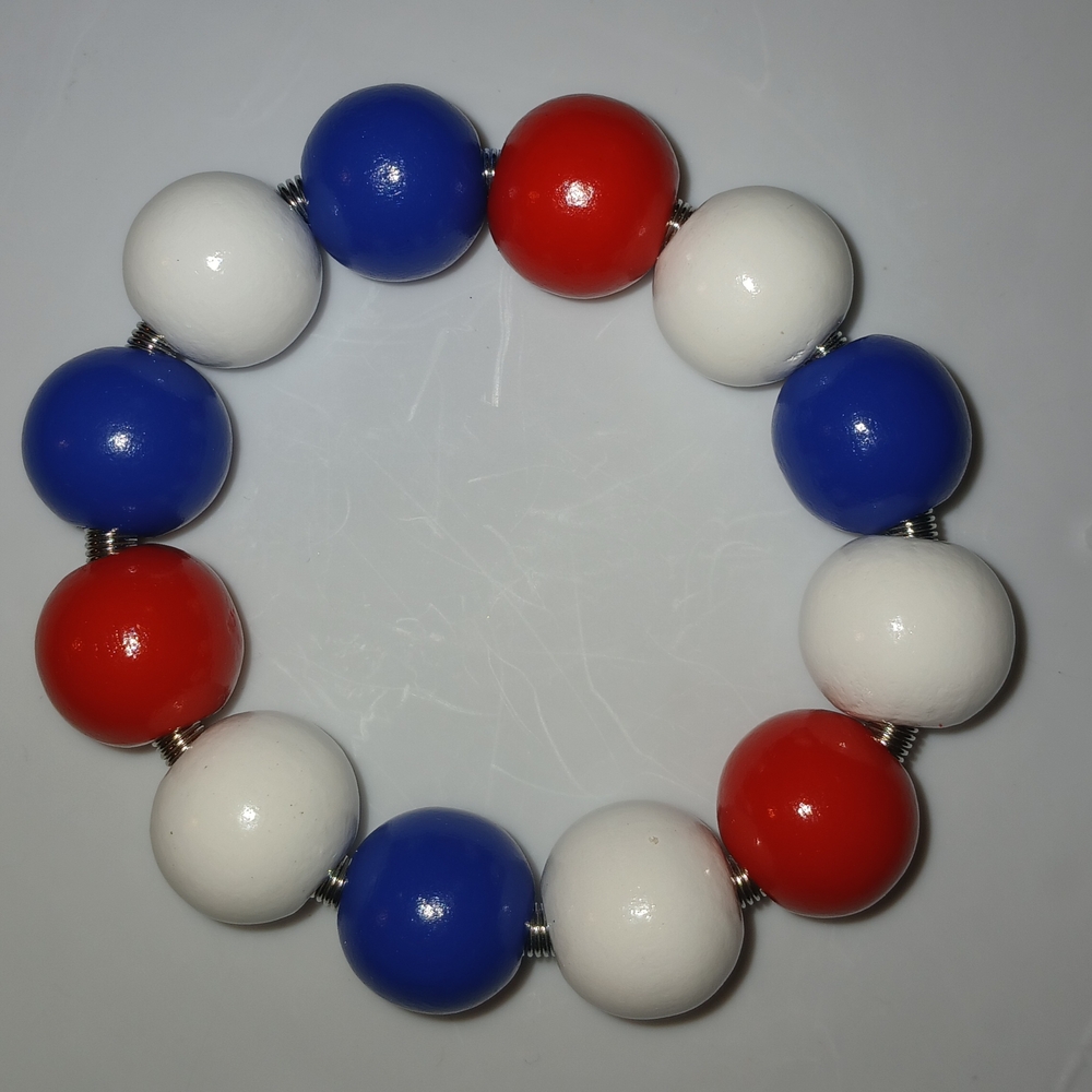 NWT Hand Crafted Red, White, and Blue Twist Wire Rope Bracelet.